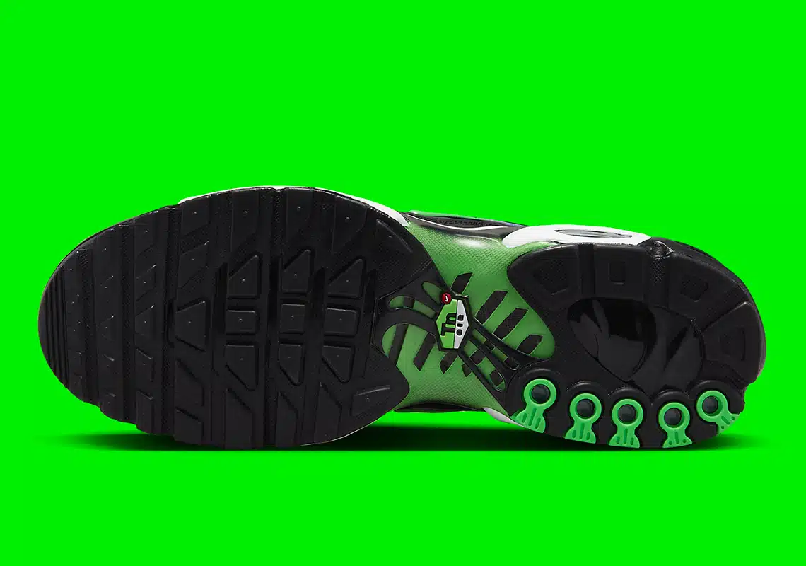 Nike Air Max Plus ‘’Icons’’ - ‘’Scream Green’’ - DX4326-001