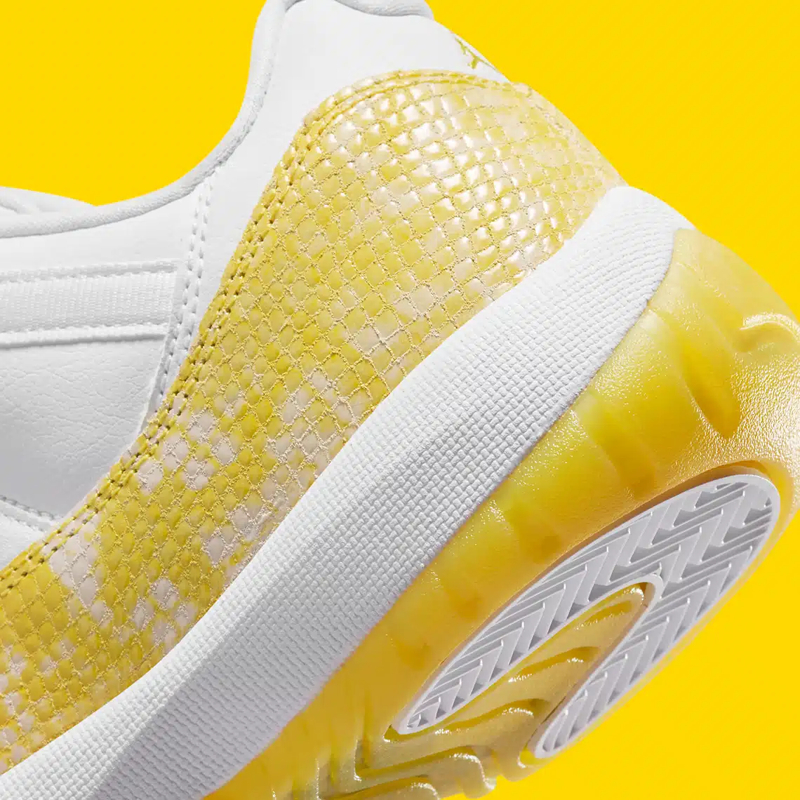 Air Jordan 11 Low WMNS ‘’Yellow Snakeskin’’ - AH7860-107