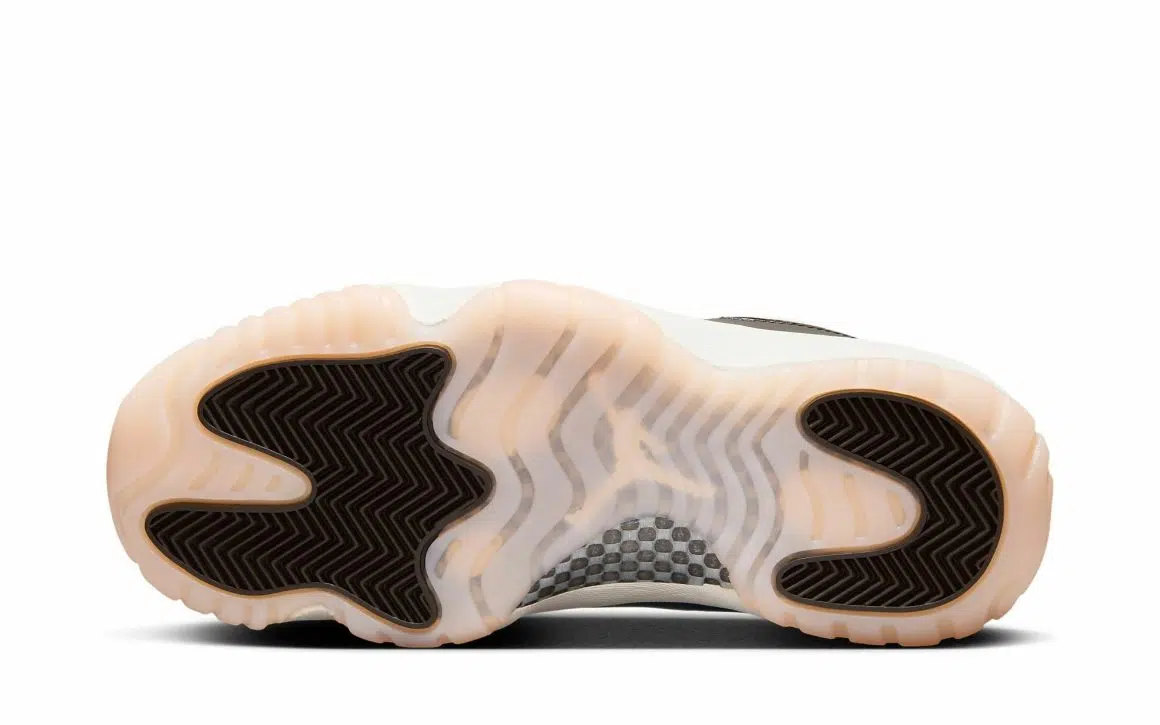 Air Jordan 11 ‘’Neapolitan’’ - AR0715-101