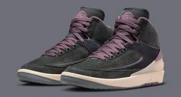 Air Jordan2 Retro ‘’Off-Noir/Mauve’’