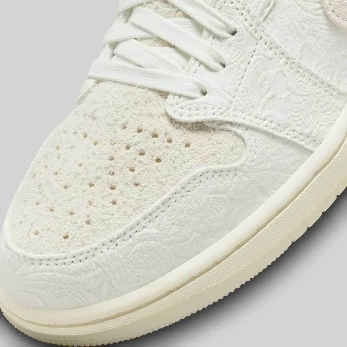 Chris Paul x Air Jordan 1 Retro Low OG ‘’Give Them Flowers’’ - FZ0455-200