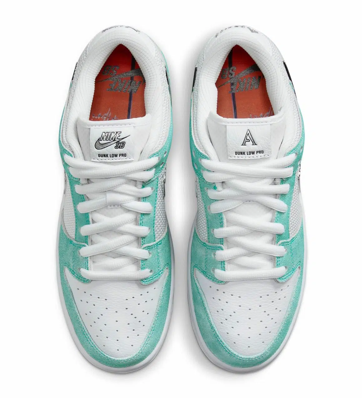 April Skateboards x Nike SB Dunk Low ‘’Turbo Green’’ - FD2562-400