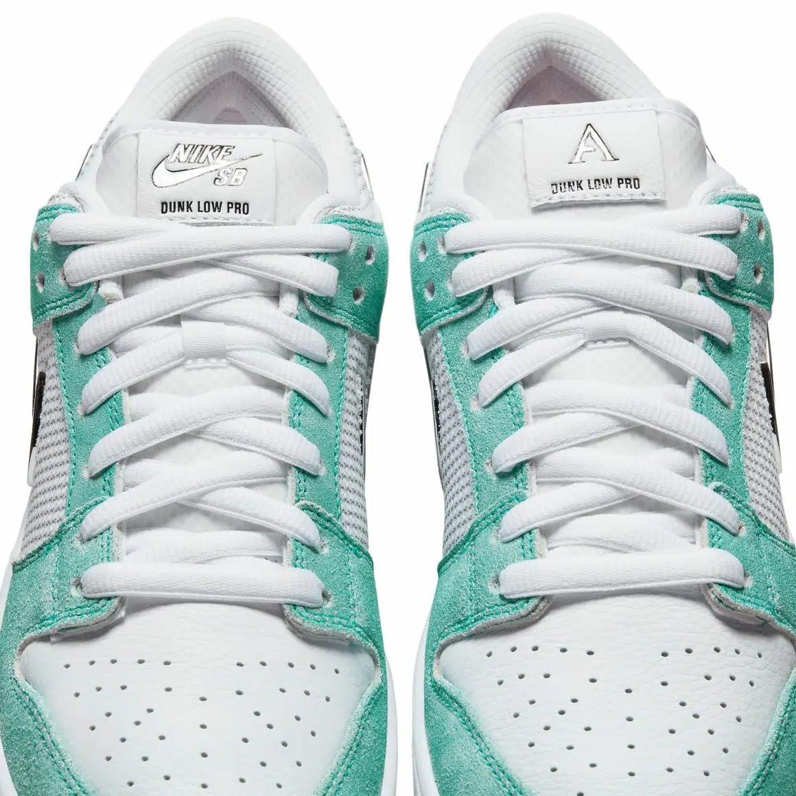 April Skateboards x Nike SB Dunk Low ‘’Turbo Green’’ - FD2562-400