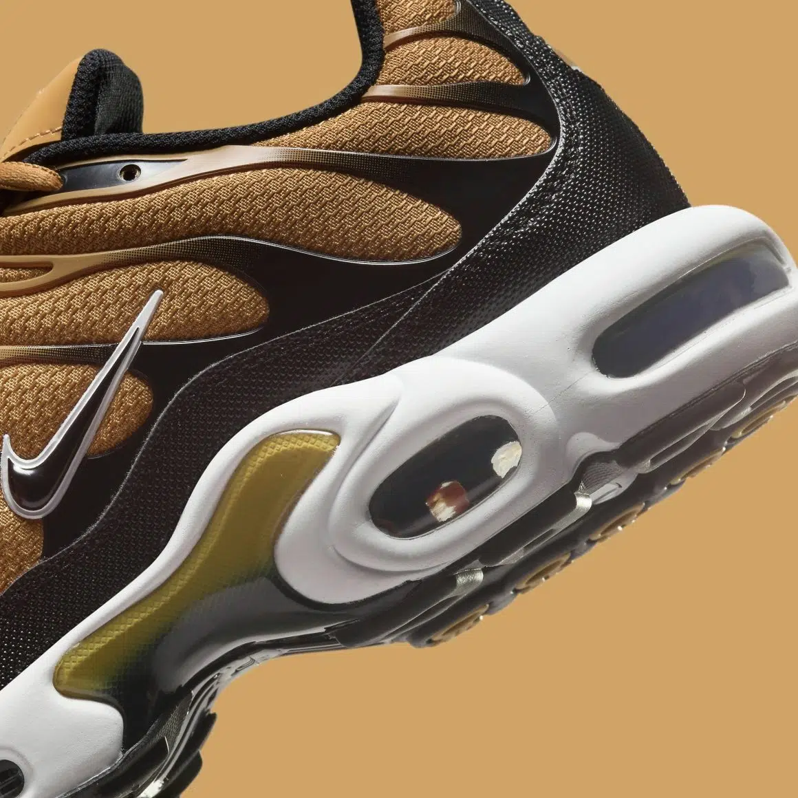Nike Air Max Plus Tn ‘’Wheat/Black’’ - DM0032-700