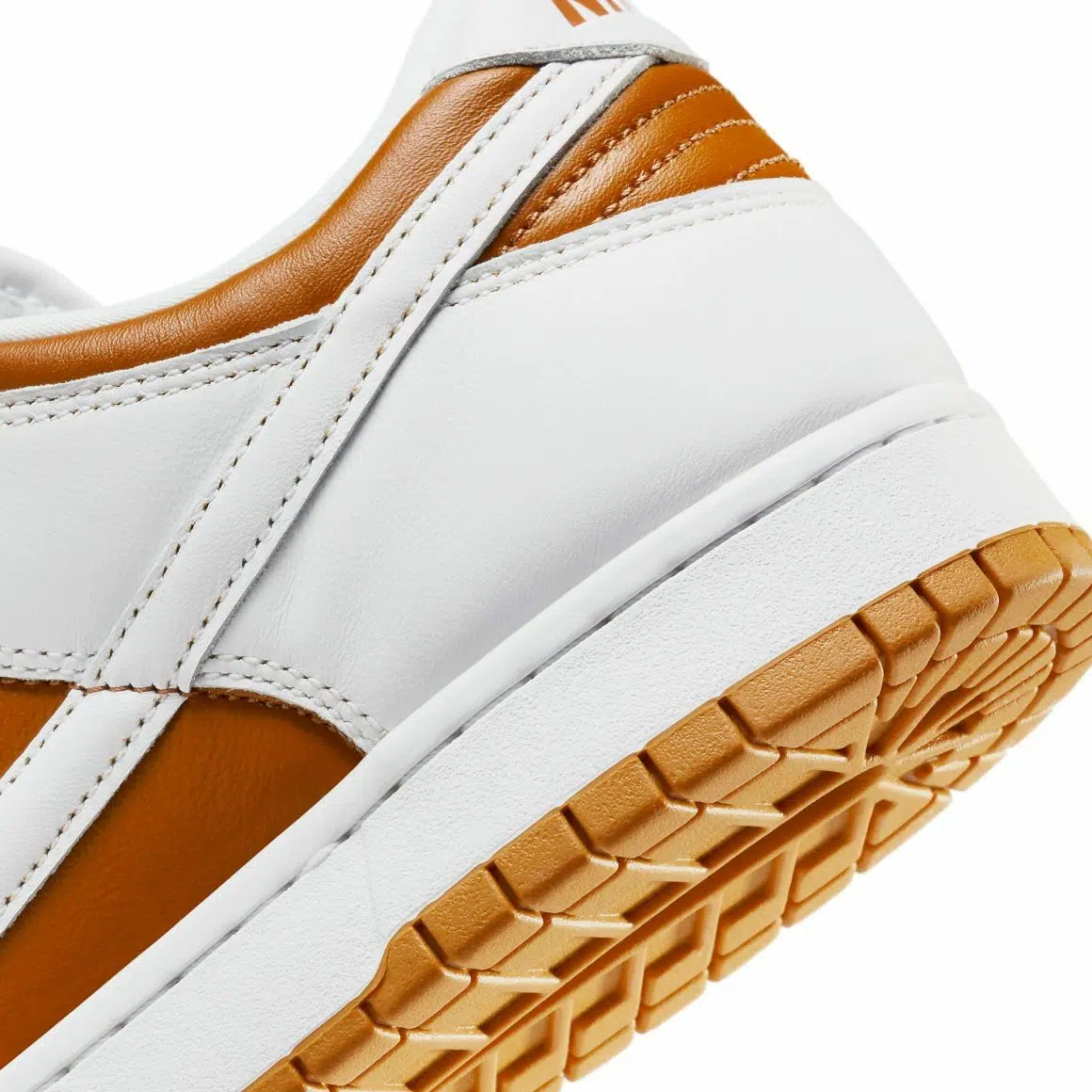 Nike Dunk Low ‘’Reverse Curry’’ - FQ6965-700