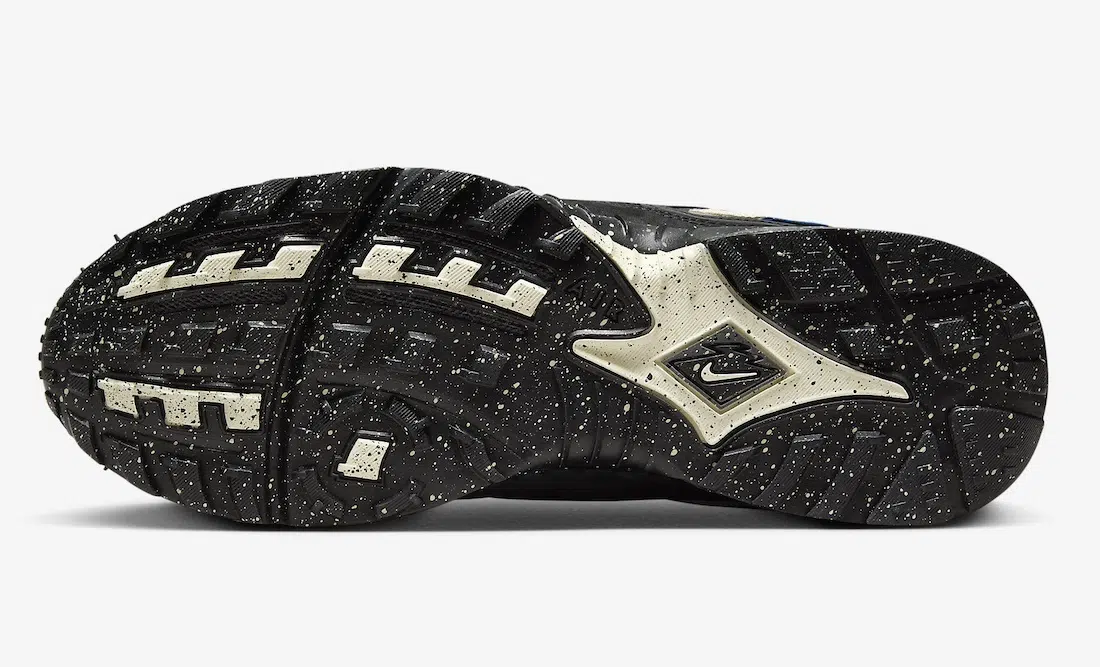 UNDEFEATED x Nike Air Terra Humara ‘’Black’’ - FN7546-002