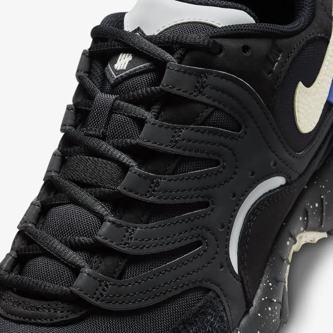 UNDEFEATED x Nike Air Terra Humara ‘’Black’’ - FN7546-002