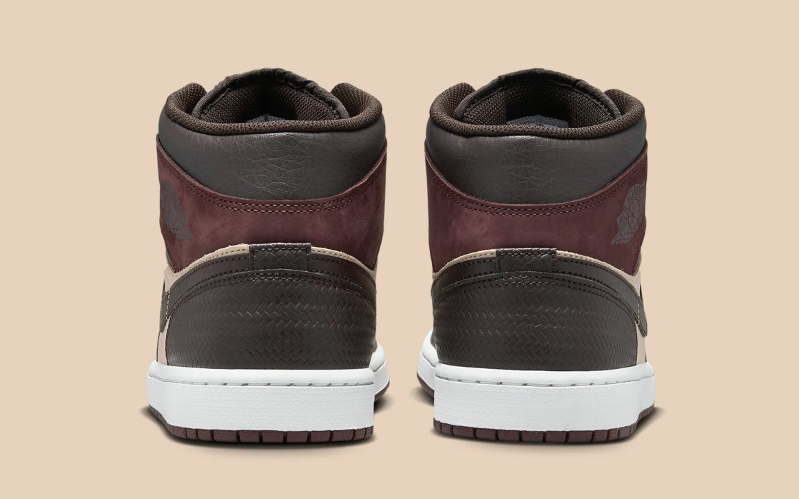 Air Jordan 1 Mid SE ‘’Paris YMCA’’ - FZ4359-200