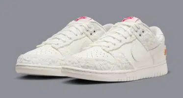 NikeNike Dunk Low ‘’You Deserve Flowers’’