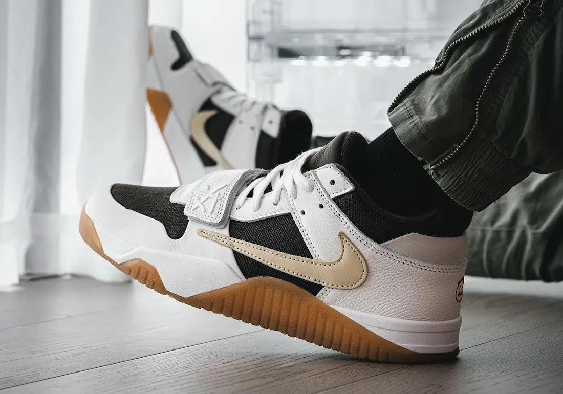 Travis Scott x Jordan Jumpman Jack ‘’Sail’’ - DR9317-100