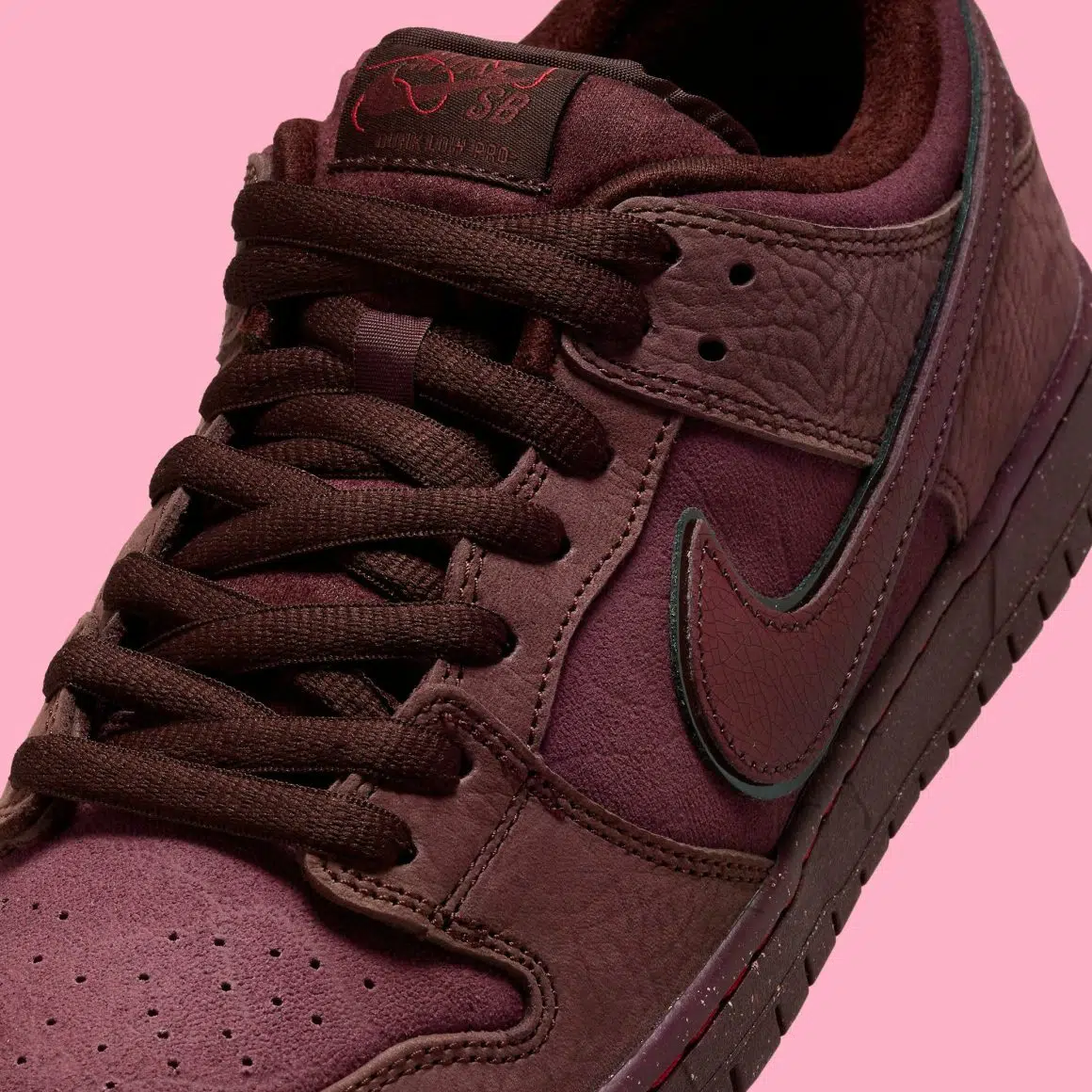 Nike SB Dunk Low ‘’City of Love’’/’’Burgundy Crush’’ - FN0619-600
