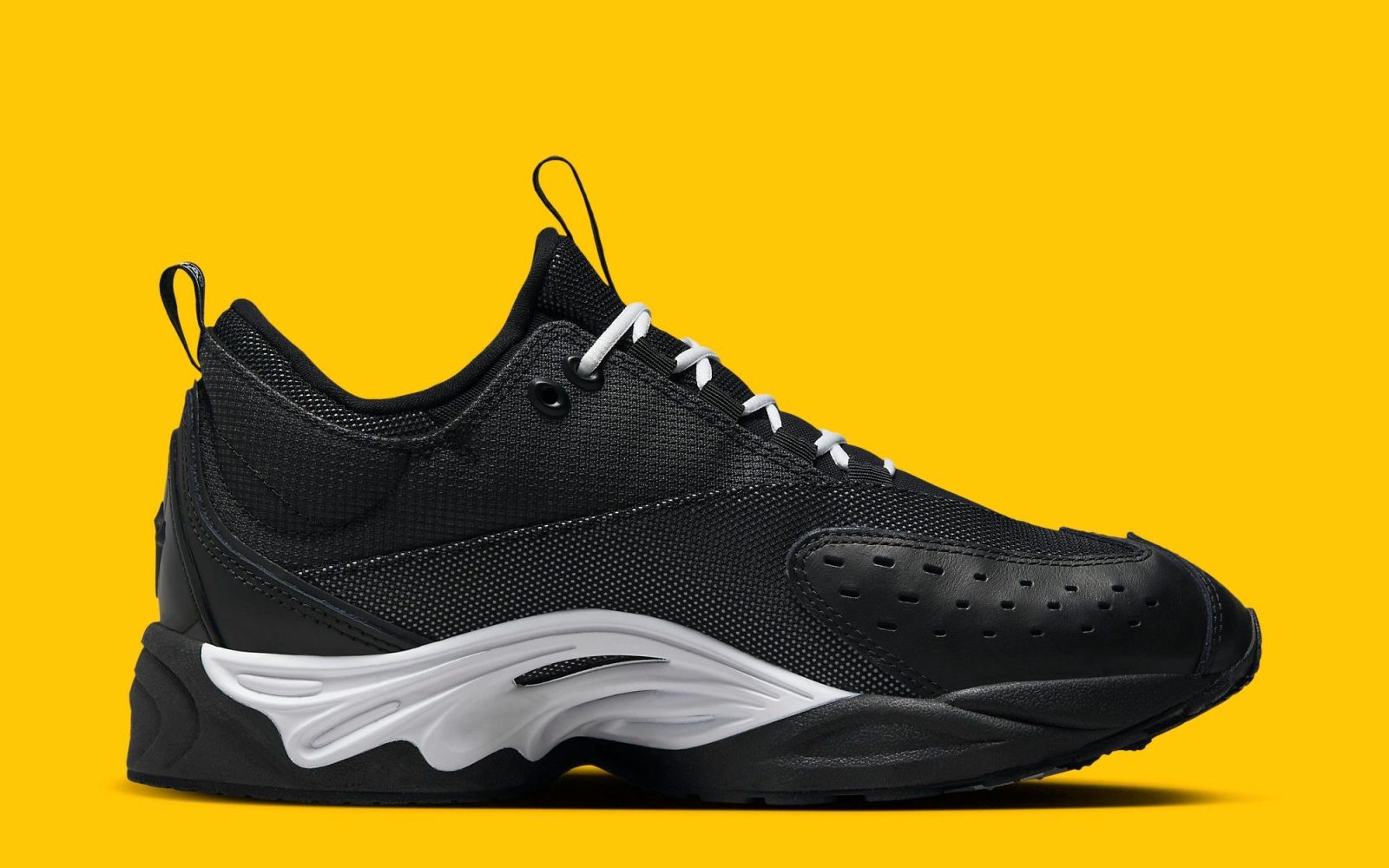 Style Sp Nike NOCTA Air Zoom Drive SP ‘’Black & White’’ - DX5854-001 | Sneaker Style