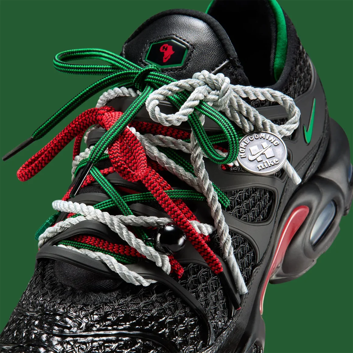 Homecoming x Nike Air Max Plus Tn &lsquo;&rsquo;Black and University Red&rsquo;&rsquo; - IM4960-001