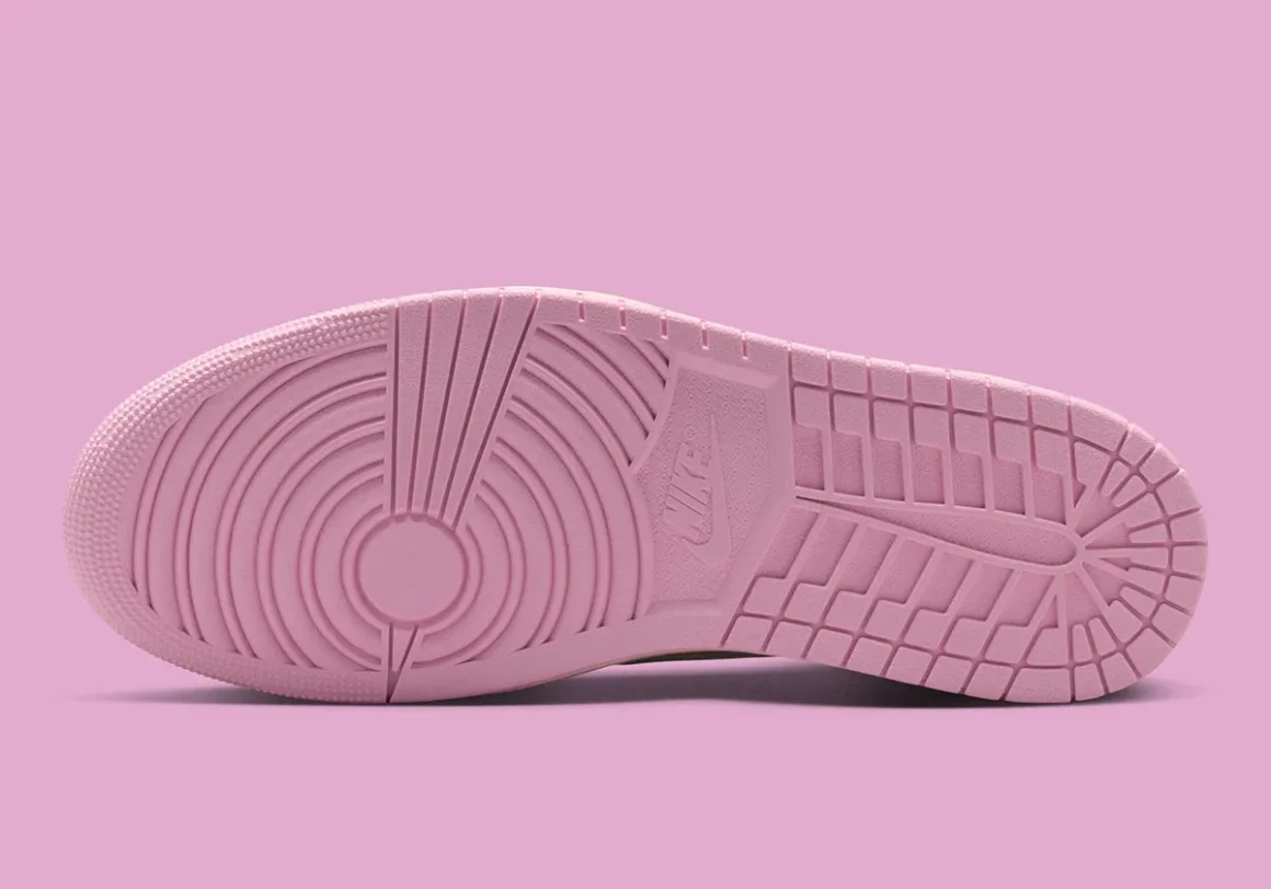Travis Scott x Air Jordan 1 Retro Low OG SP ‘’Shy Pink’’