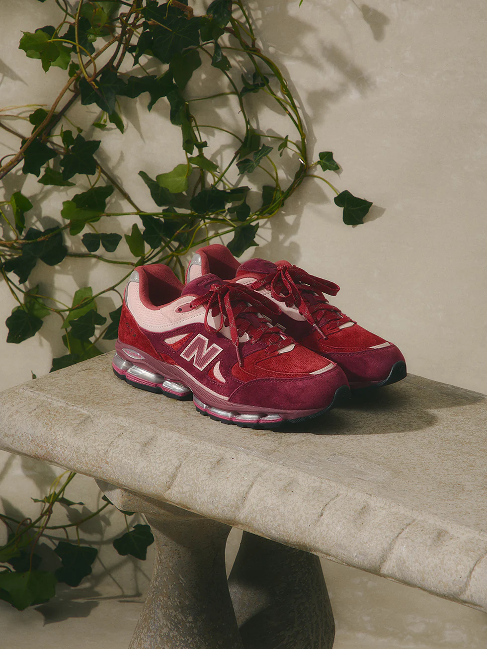 KITH x New Balance 2011 ‘’Sakura’’ - NBU20119UF
