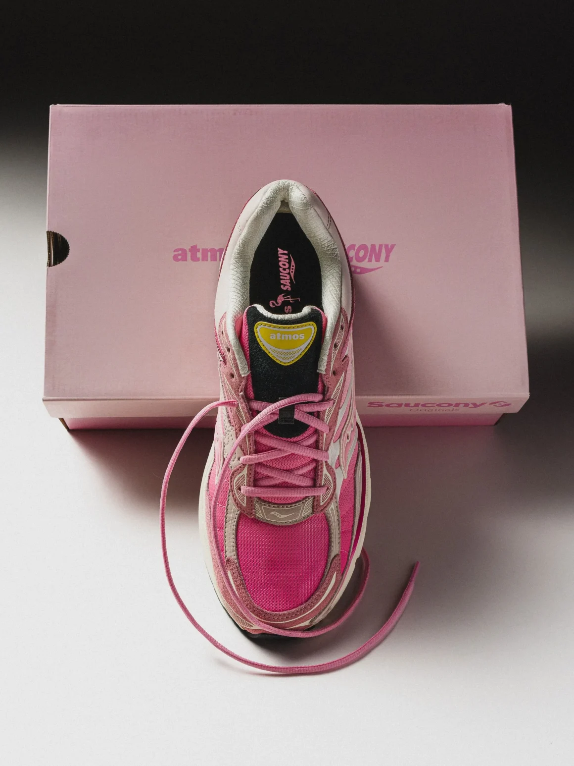 atmos x Saucony ProGrid Omni 9 ‘’Pink Flamingo’’