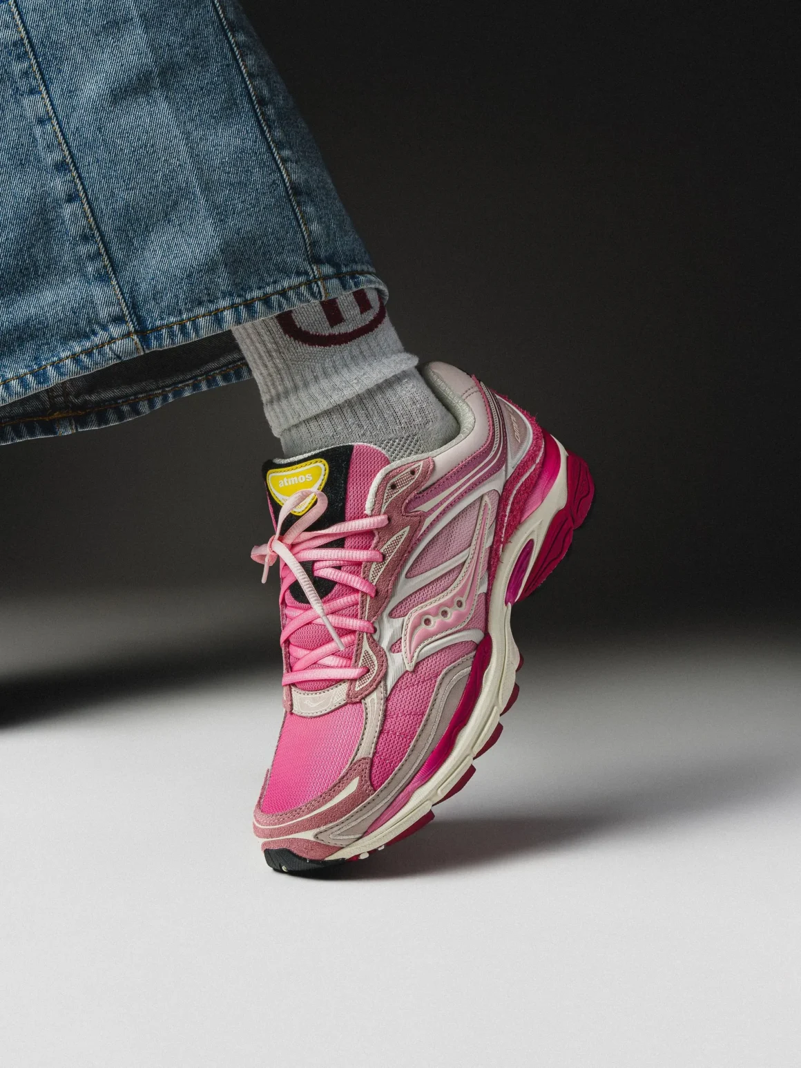 atmos x Saucony ProGrid Omni 9 ‘’Pink Flamingo’’