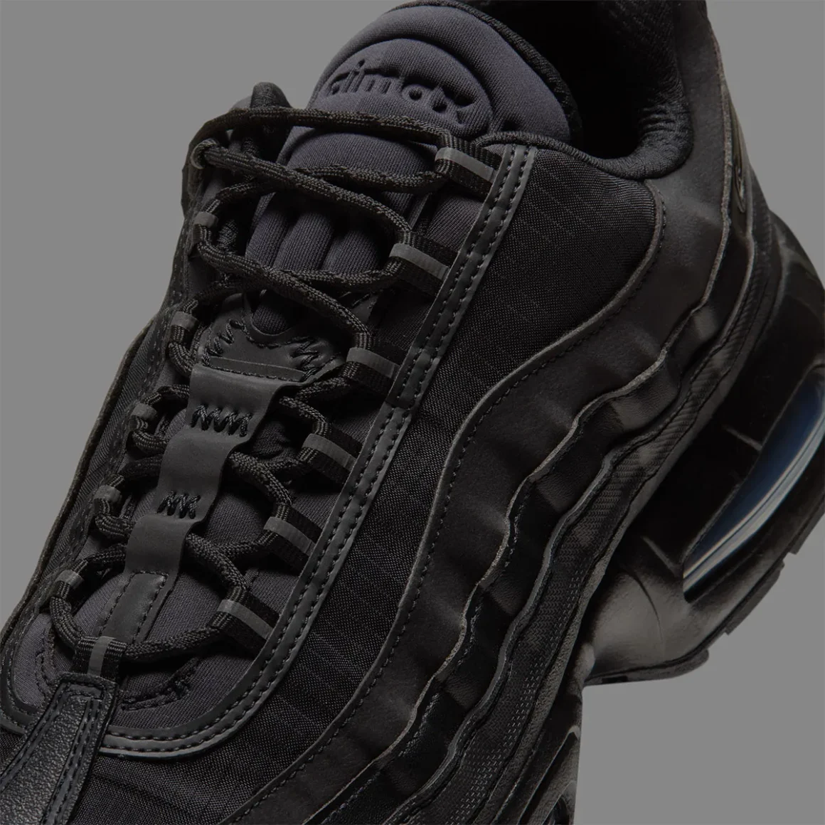 nike-air-max-95-big-bubble-gore-tex-triple-black-IO1877-002-01