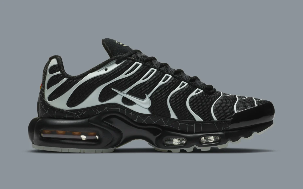 Nike Air Max Plus Tn ‘’Spider Web’’ (2026) - DD4004-001