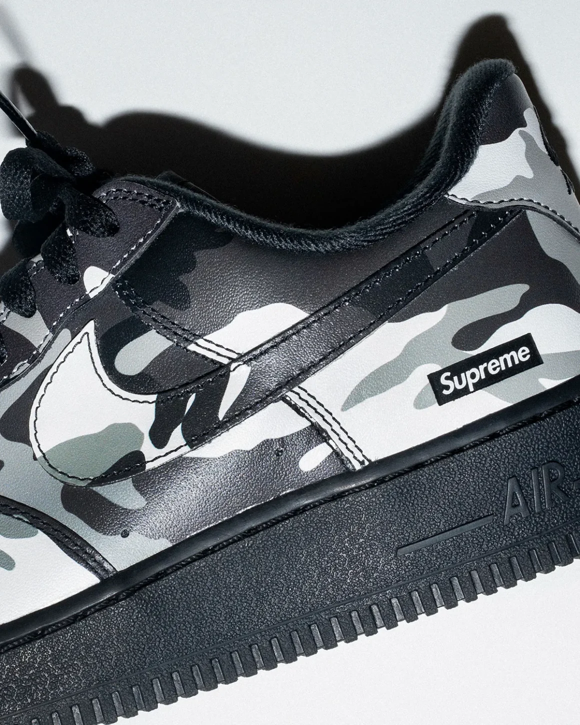 Supreme x Nike Air Force 1 Low ‘’Snow Camo’’ - CU9225-901